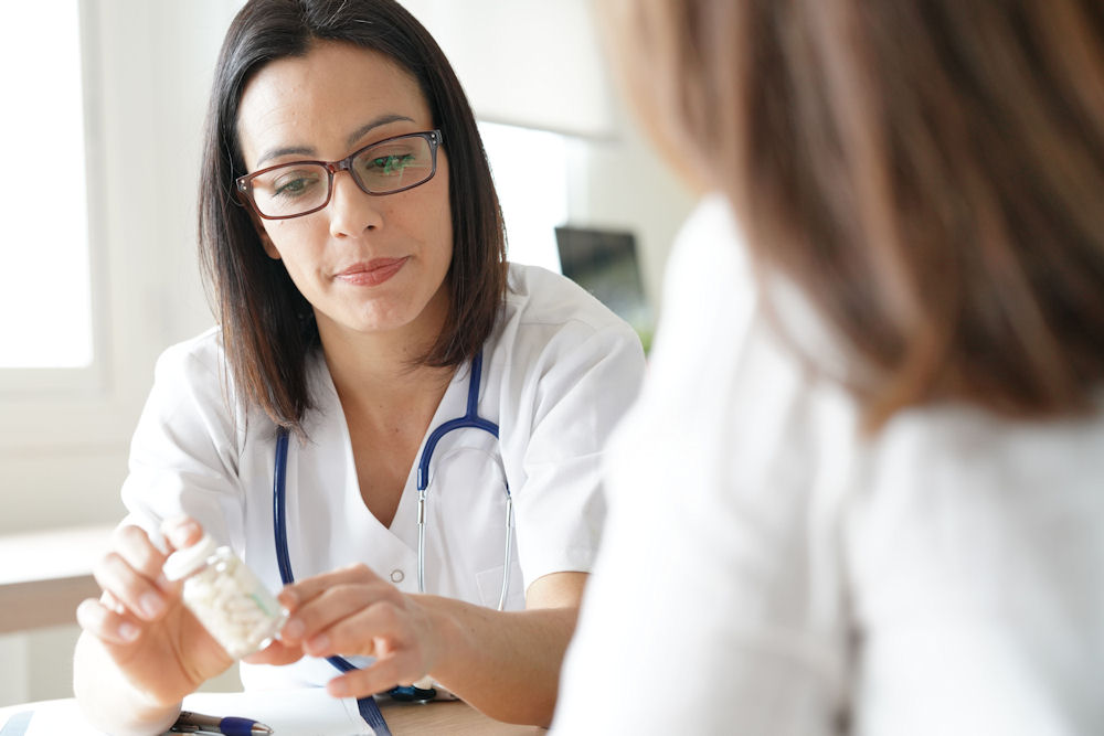 Doctor explaining meth withdrawal symptoms